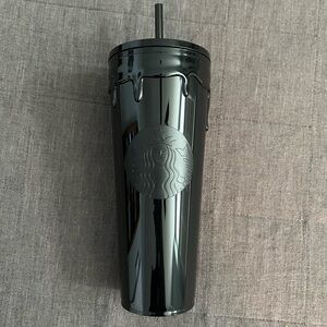 Starbucks Halloween black drip cup